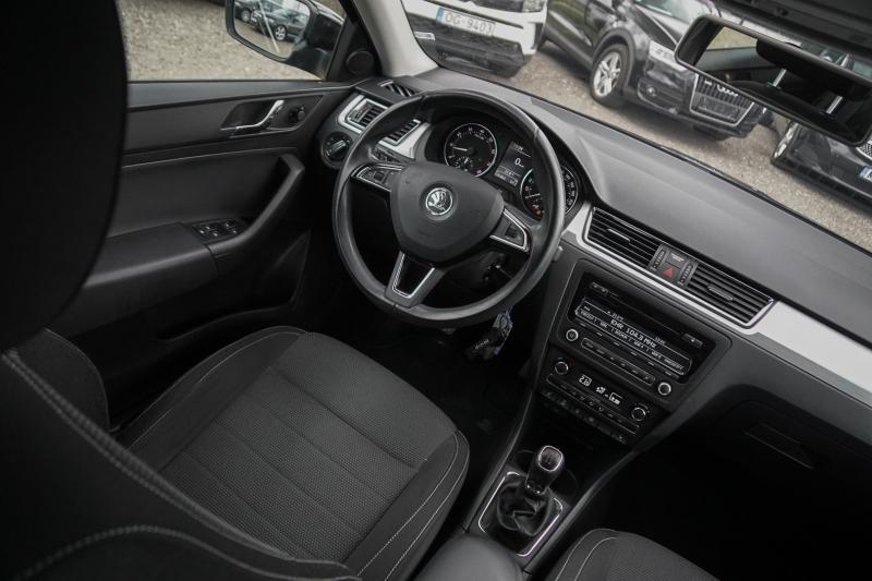 Skoda - Rapid - pic8