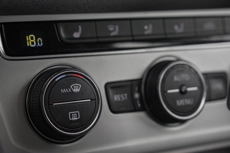 Volkswagen - Passat (B8) - pic14