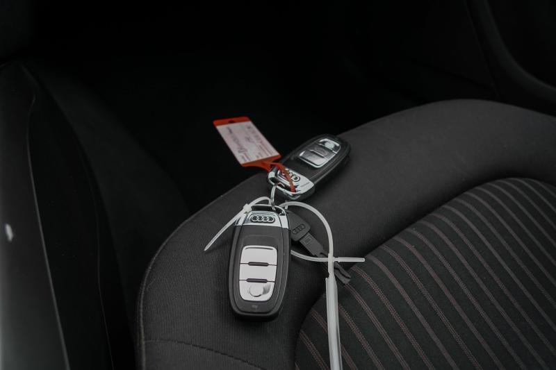 Audi - A4 - pic19
