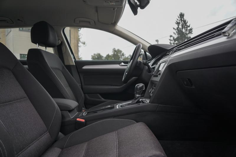 Volkswagen - Passat (B8) - pic5