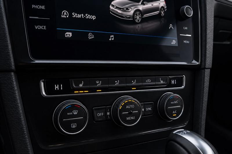 Volkswagen - Golf 7 - pic10