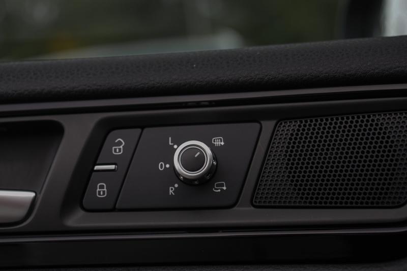 Volkswagen - Touareg - pic18